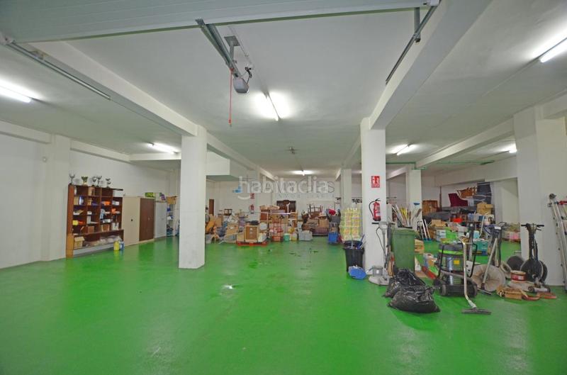 Foto 9b125ec1-d496-4ad0-bd06-6ef536a8ef11. Local commercial dans Berbés - Peritos Vigo