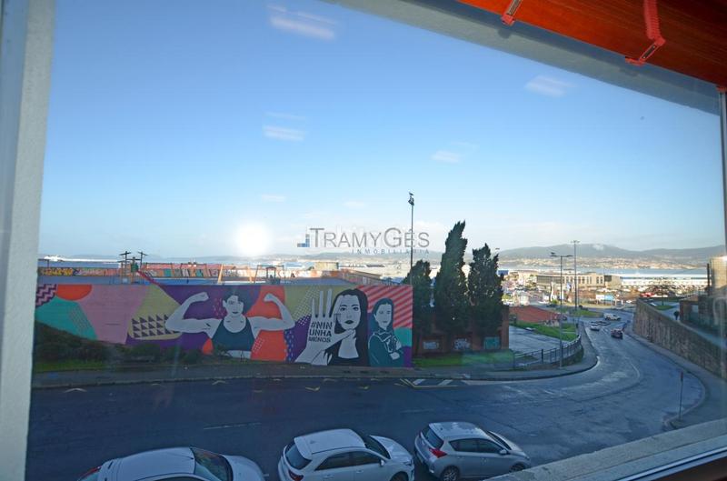 Foto c4b9c59d-8034-42e6-9bb9-94217acd1deb. Local commercial dans Berbés - Peritos Vigo