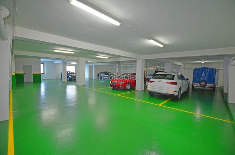 Foto 86dce0f1-4495-4a1b-8c97-24bf92bcd07e. Locale commerciale in Berbés - Peritos Vigo