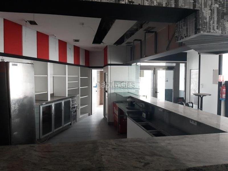 Foto cbf7cc5b-dd01-42a8-9374-0fec65187984. Local comercial en Casablanca - Calvario Vigo