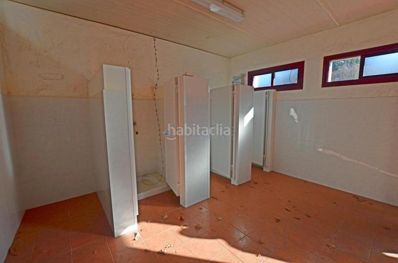 Foto 6548ee44-8c73-41bd-88a2-34491475bc9d. Lloguer nau industrial a Mos