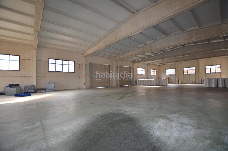 Foto 8eb91162-ae3e-494a-ab5b-947397708646. Lloguer nau industrial a Mos