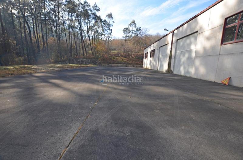 Foto ad89a0ee-efc1-40d9-8656-17da9172dd56. Lloguer nau industrial a Mos