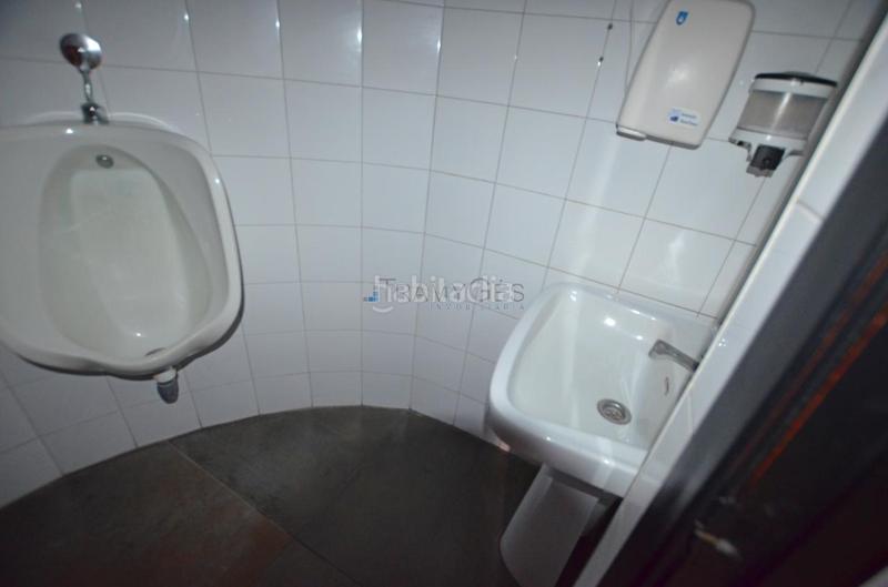 Foto 10422caf-b4ba-4d69-b601-01b482895d55. Local comercial en As Travesas - Balaidos Vigo