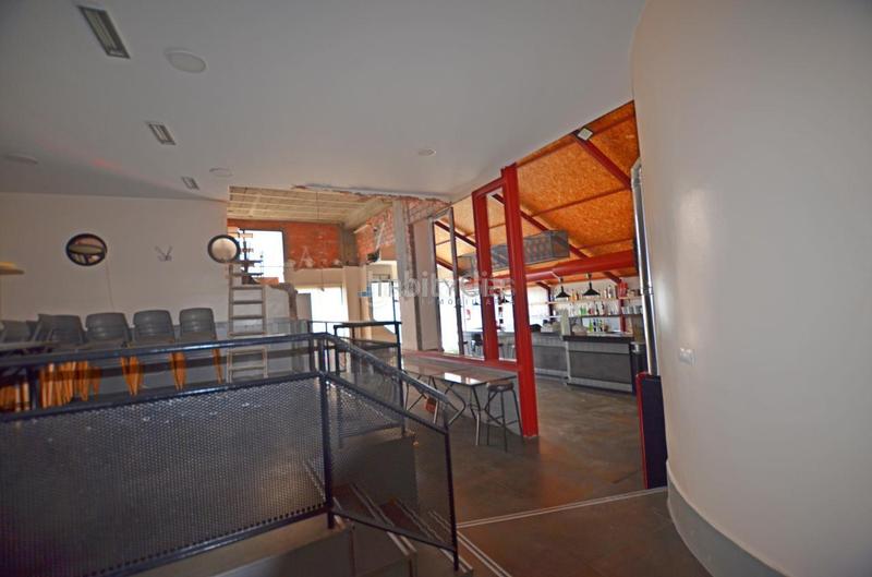 Foto c1a39223-7e21-4268-94c6-aa67bf358f79. Local comercial en As Travesas - Balaidos Vigo