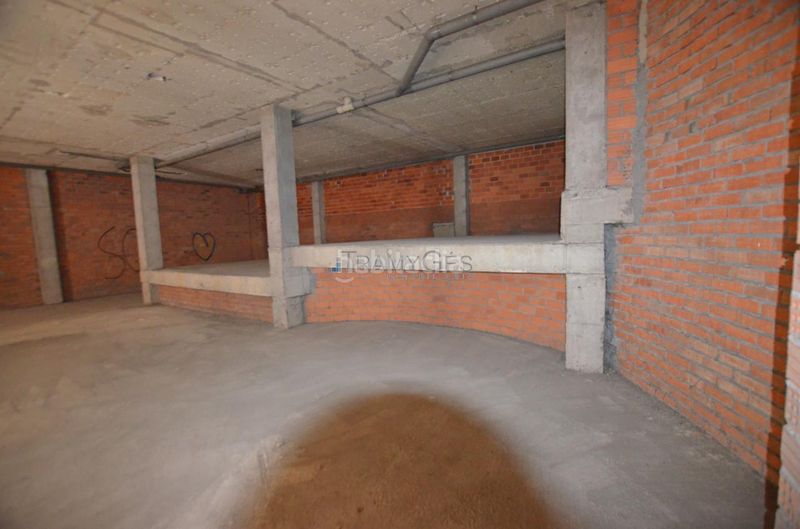 Foto dfb32897-64fc-4b1d-9cf8-86376e12f326. Local comercial a Tomiño