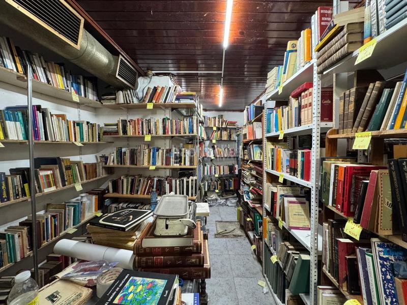 Foto 80c8f73d-96be-466e-9434-40d1be44b732. Locale commerciale in Plaza España - Corte Inglés Vigo