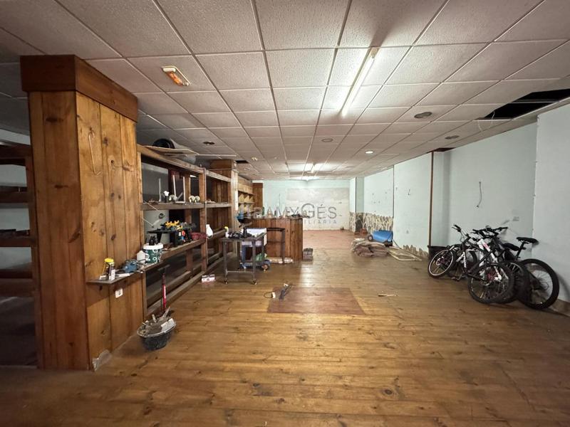 Foto 8000aad3-17f6-42e5-92cd-49cf9983d638. Local comercial en As Travesas - Balaidos Vigo