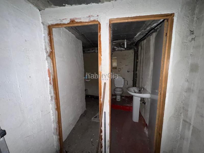 Foto c953fc3a-326f-43c8-8de3-10bd64c481af. Local comercial en As Travesas - Balaidos Vigo