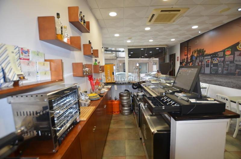Foto 9a76f273-30be-403b-840f-7f3e4db0a47c. Local comercial en Tui