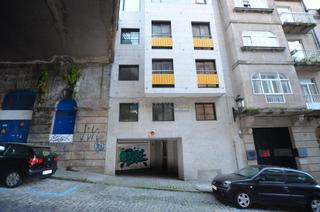 Parking voiture  Lopez de neira