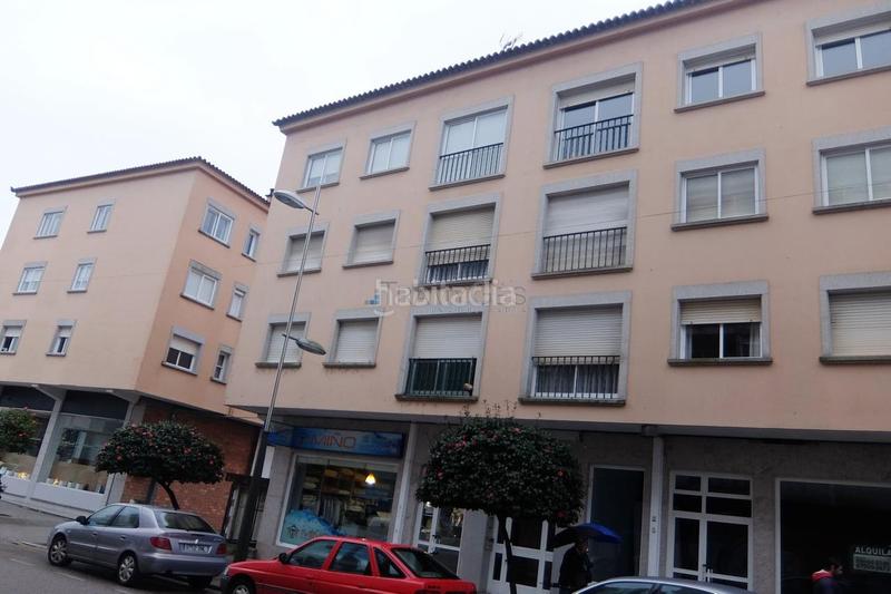 Foto 97ec28f3-6a0d-45f3-bb14-fbc665099211. Lloguer aparcament cotxe a Tui