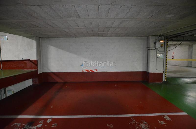 Foto 8602f283-d32a-4d43-8e5a-b85b6ff25b01. Aparcament cotxe a O Castro Vigo