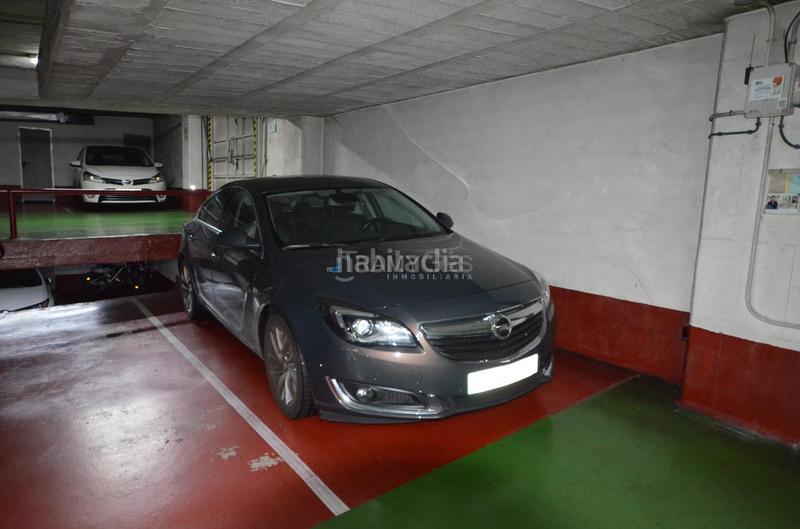Foto a2437e1e-105b-4df0-ac98-bd0f2b70e9ce. Parking coche en O Castro Vigo