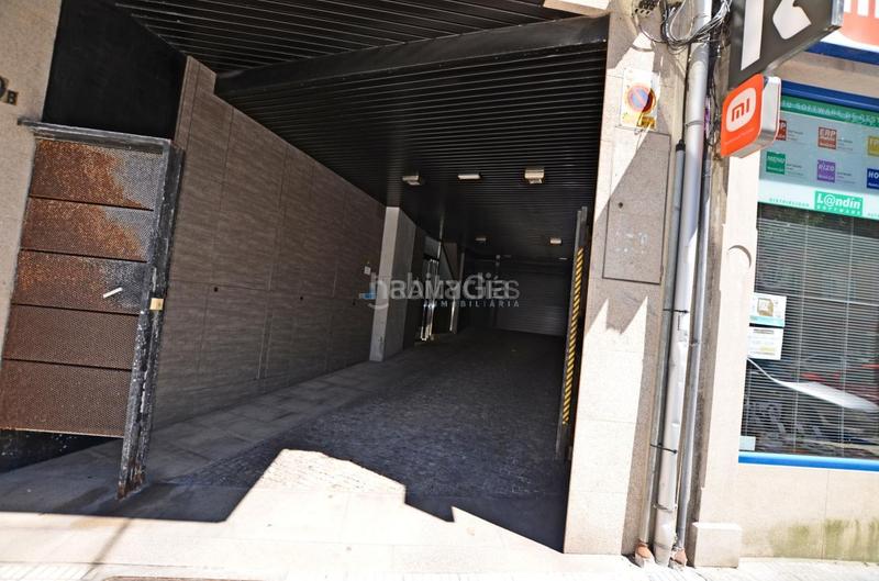 Foto 536e921f-96c2-4b38-b4bc-54e40c3bd04c. Parking coche en Guarda (A)