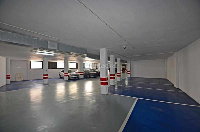 Foto 698bd788-e45b-401a-98f5-04f77a75091e. Parking coche en Guarda (A)