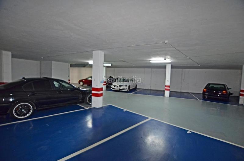 Foto ad7c2758-d101-49e3-9206-9c7dfdee1b86. Parking coche en Guarda (A)