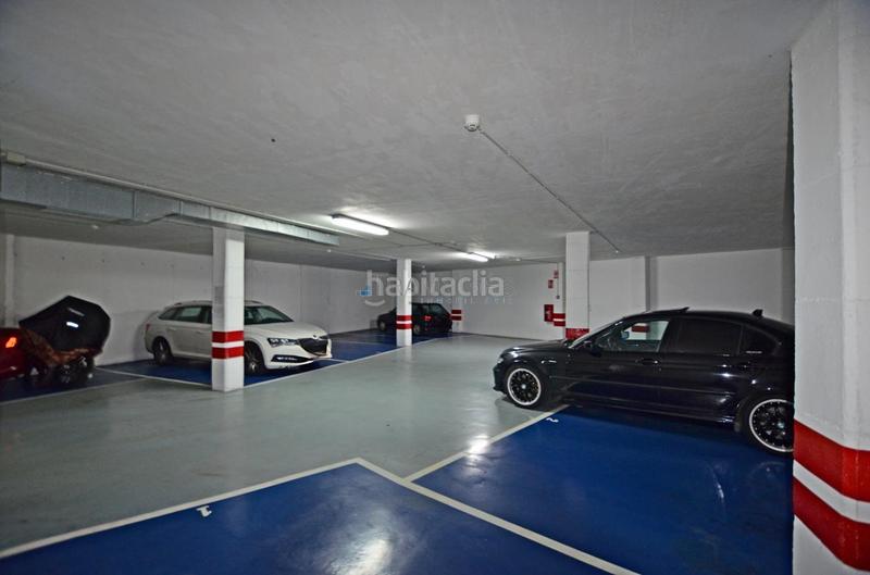 Foto c6dff6aa-0d80-428b-99b9-1dc2a7f7a148. Parking coche en Guarda (A)