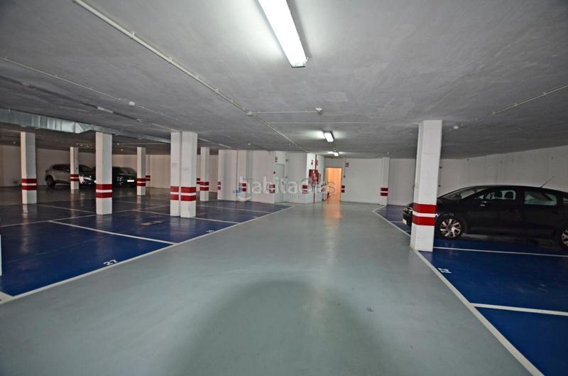 Foto da66ecc8-7329-40ae-9fdf-35b1688eb516. Parking coche en Guarda (A)