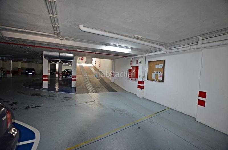 Foto e8c9ddd3-66d8-4720-b5a9-3e026bf797e6. Parking coche en Guarda (A)