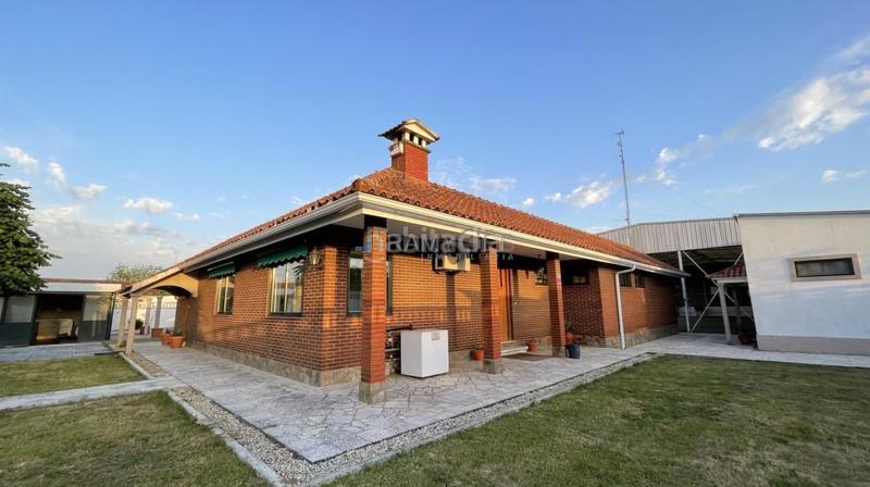 Foto 0ddfe5cf-a709-43d2-a1fa-3a16b7e39042. Chalet avec chauffage parking piscine dans Tomiño