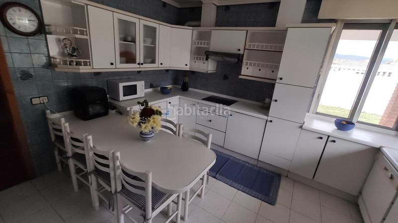 Foto 83c6cf1e-ac55-43b8-bf70-f105d708c2d1. Chalet avec chauffage parking piscine dans Tomiño