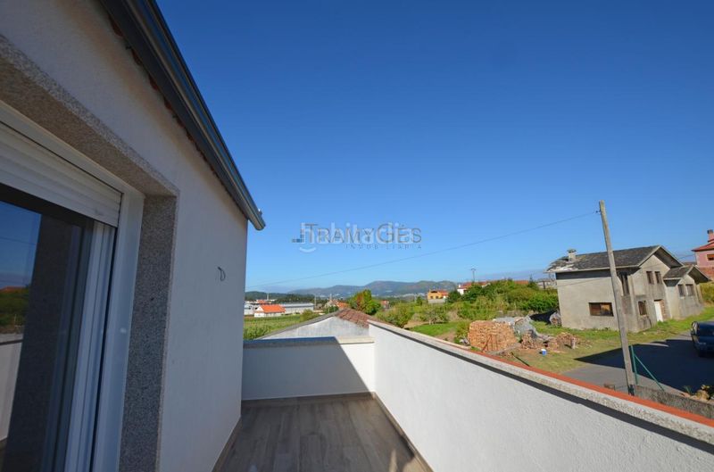 Foto 6f2794c9-479d-44f2-854b-1f97fd786a20. Chalet en Guarda (A)
