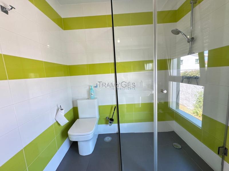 Foto b83e24a5-6d64-4008-961d-99666c1ff92d. Chalet en Darbo Cangas