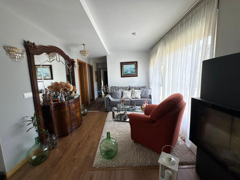 Foto c68d897c-9fa9-4f98-844b-894ecf2997e8. Chalet en Darbo Cangas