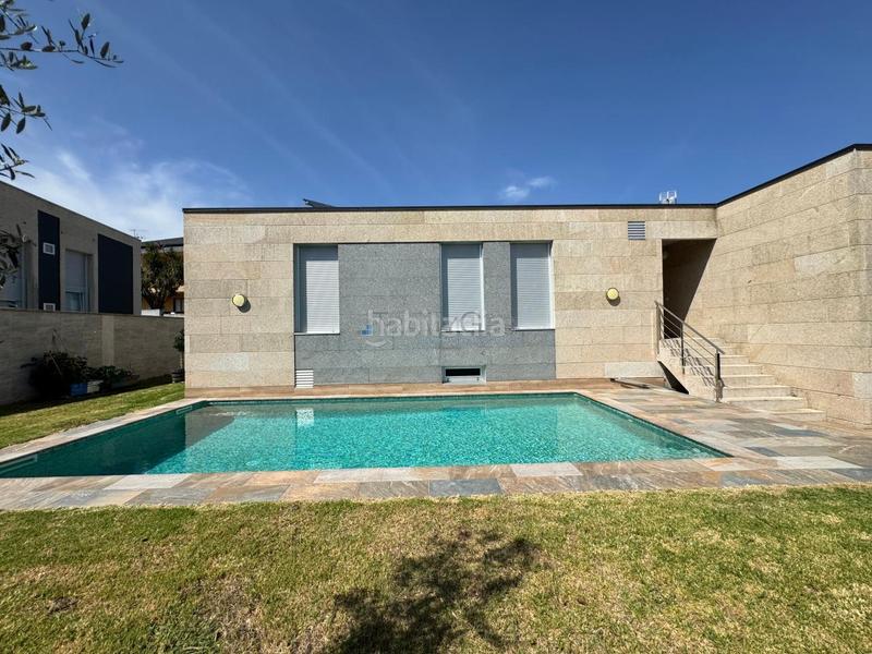 Foto ec48d91f-a8ca-4dbc-b901-05e30876cc8b. Chalet en Darbo Cangas