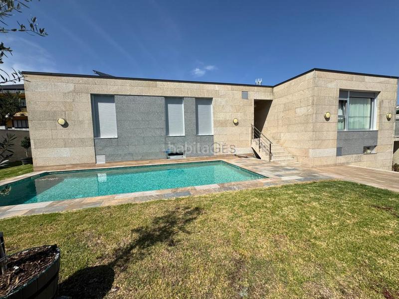 Foto 13adf9fb-59d6-49ee-bb27-b41de6057d7f. Chalet mit heizung parking in Darbo Cangas