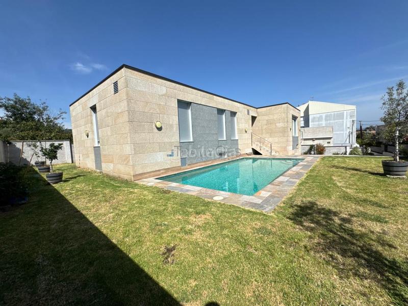 Foto 8f611d2d-0f31-47b8-bea5-870a79a13137. Chalet mit heizung parking in Darbo Cangas