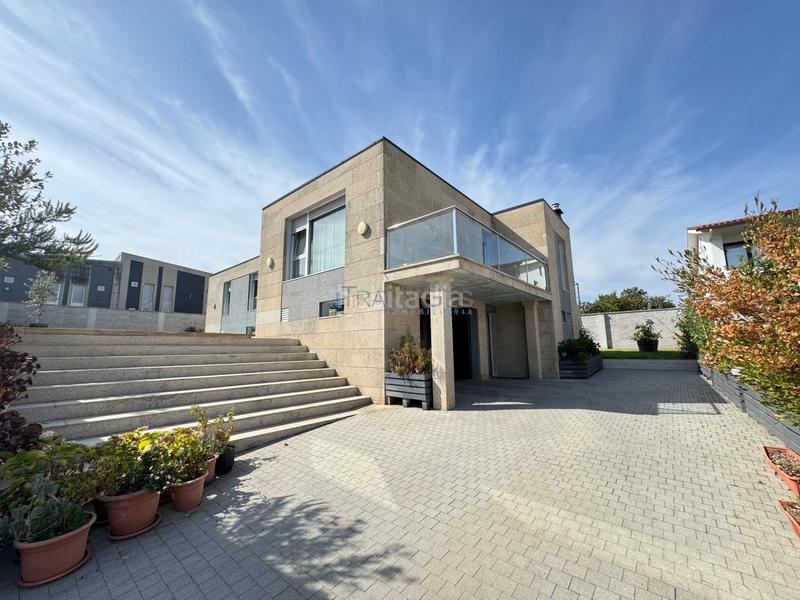 Foto 98ccc528-88ba-4722-b8fa-52a3d89d240f. Chalet mit heizung parking in Darbo Cangas