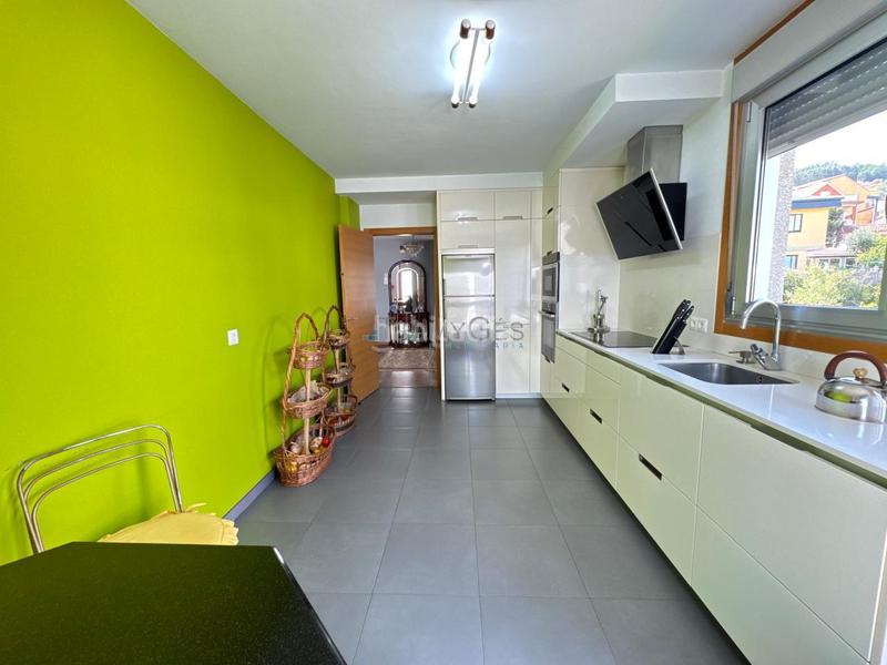 Foto 9b44dbdf-0fc0-41fc-afcc-39e64ffbf410. Chalet mit heizung parking in Darbo Cangas