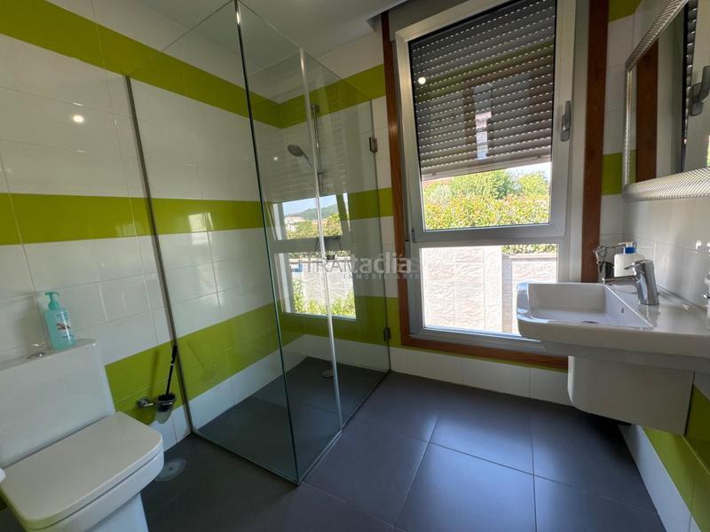 Foto e3bc6603-79d5-4497-b183-a28009da7b68. Chalet mit heizung parking in Darbo Cangas