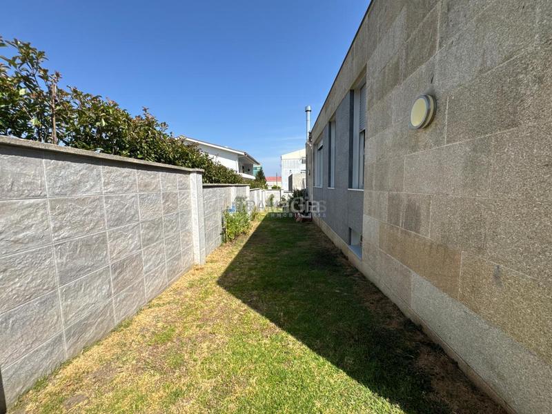 Foto db289303-d176-44e7-8837-25be9ca54c16. Xalet amb calefacció aparcament a Darbo Cangas