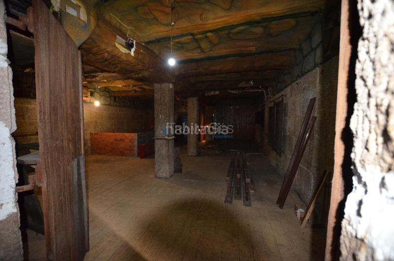 Foto 6b2c0d90-a8be-49af-b46c-c84a9c0f5dfd. Location local commercial dans Centro - Areal Vigo