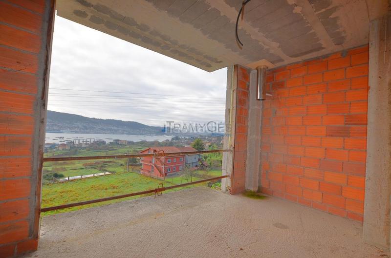 Foto 6ee026ba-487a-44b1-a0e2-40bf2a8bf45c. Casa bifamiliare con parcheggio in Moaña