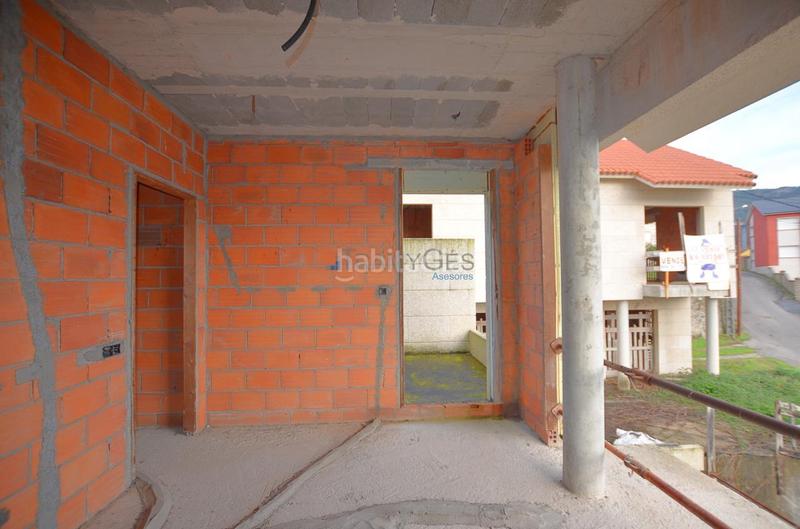 Foto 88915fbc-5020-43f2-bccd-62c9901854bf. Casa bifamiliare con parcheggio in Moaña