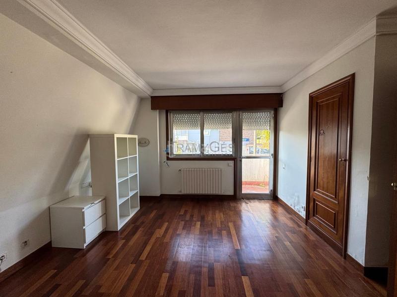 Foto 27d1de33-34d7-4327-b3ce-2174e0a70901. Chalet con riscaldamento parcheggio in Plaza España - Corte Inglés Vigo