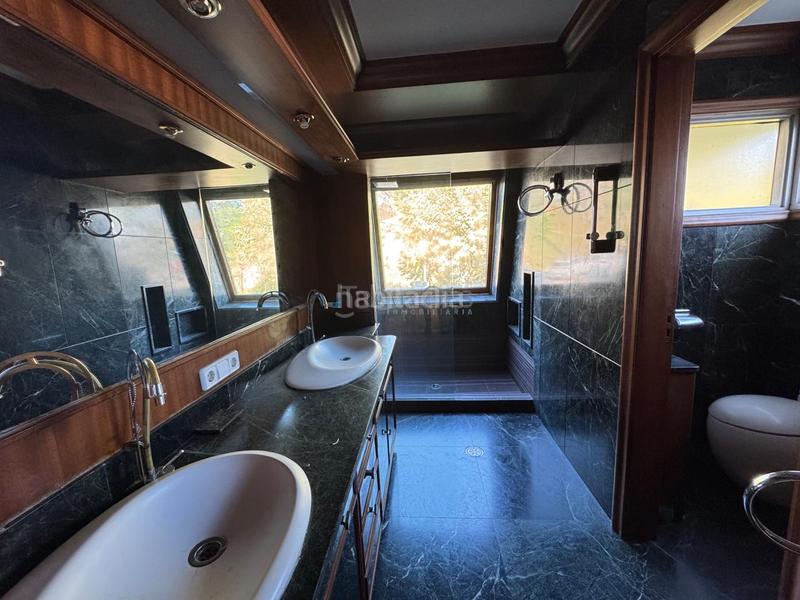 Foto 3a124480-cd2c-4f00-9f56-371e38ef9ad6. Chalet con riscaldamento parcheggio in Plaza España - Corte Inglés Vigo