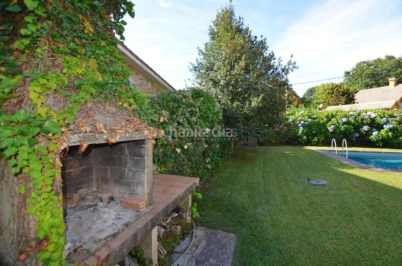 Foto 2ca0b546-2d17-4255-b754-d89eff83e771. Chalet con riscaldamento parcheggio piscina in Tomiño