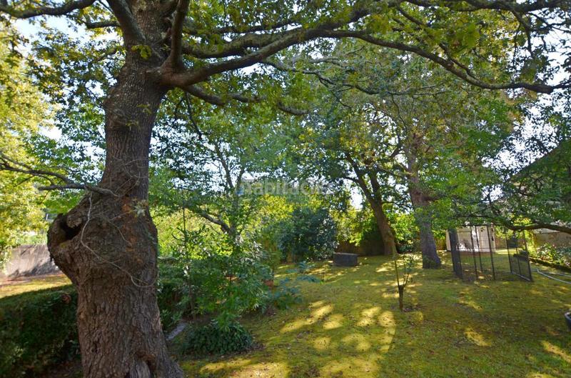 Foto 784e3450-66a4-4eda-ab32-c5ef8fec3f64. Chalet con riscaldamento parcheggio piscina in Tomiño