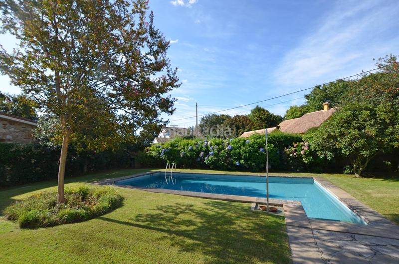 Foto 7b79ed5d-2ed2-4a64-bce7-7f458c3d02fb. Chalet con riscaldamento parcheggio piscina in Tomiño