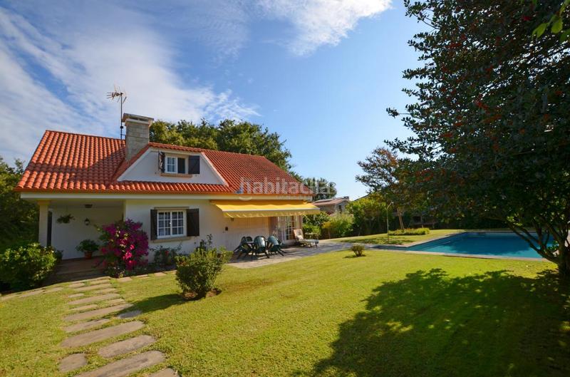 Foto a43cadf1-cffe-4504-9a2f-968458b97179. Chalet con riscaldamento parcheggio piscina in Tomiño