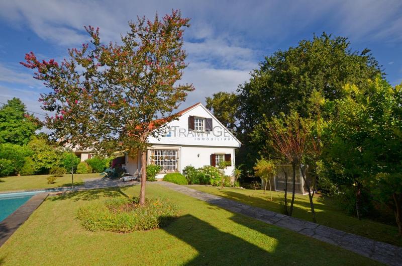 Foto c03620b6-9cdc-4a7e-a041-209ee27e425e. Chalet con riscaldamento parcheggio piscina in Tomiño