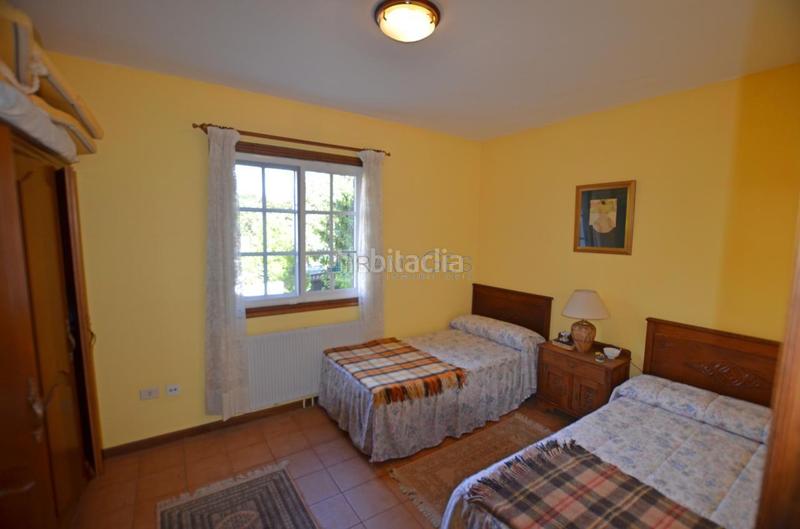 Foto ca76ed6c-f898-4495-88c4-416621137fd2. Chalet con riscaldamento parcheggio piscina in Tomiño