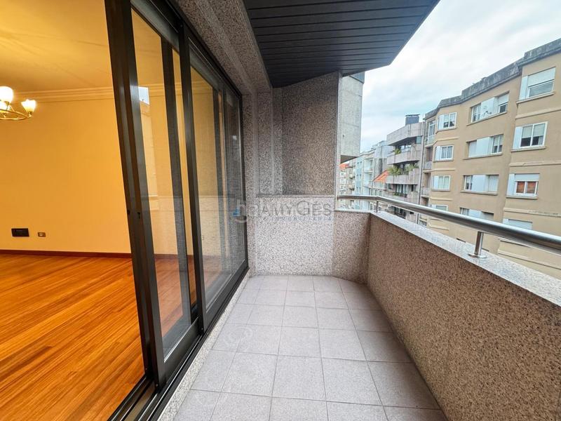 Foto bccd6294-6891-4147-bb13-08e04cdb266c. Appartamento con riscaldamento parcheggio in Plaza España - Corte Inglés Vigo