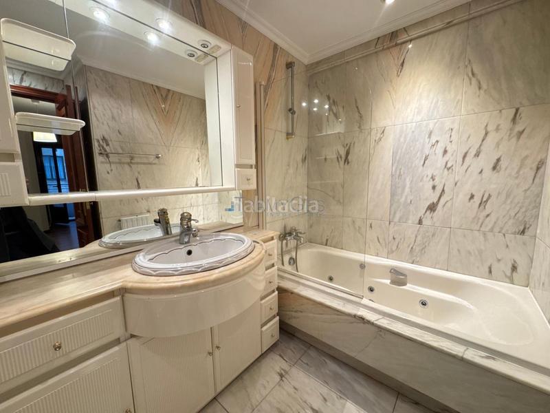 Foto 549de743-e5fc-4399-8470-b3c2772f7c9f. Piso en Plaza España - Corte Inglés Vigo