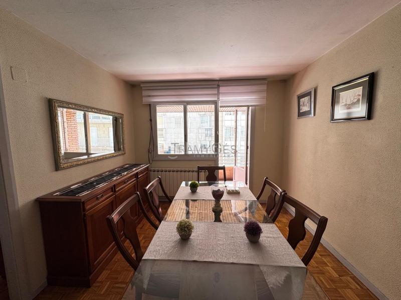 Foto 49de6b1b-bfb7-46f1-86c9-0ec98eb821d7. Appartement avec chauffage dans Berbés - Peritos Vigo